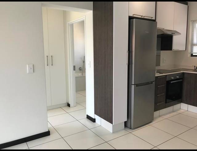 1 BEDROOM PROPERTY TO RENT IN LONEHILL